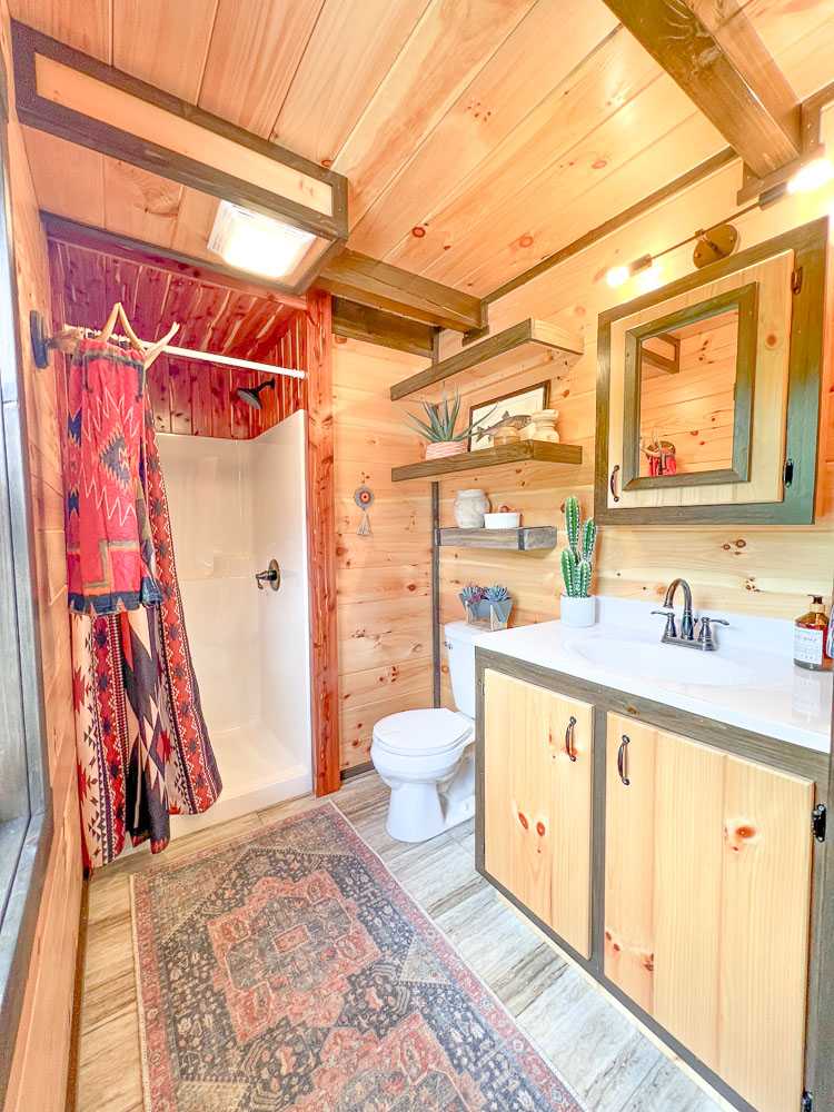16'x34' Pioneer Deluxe Cabin