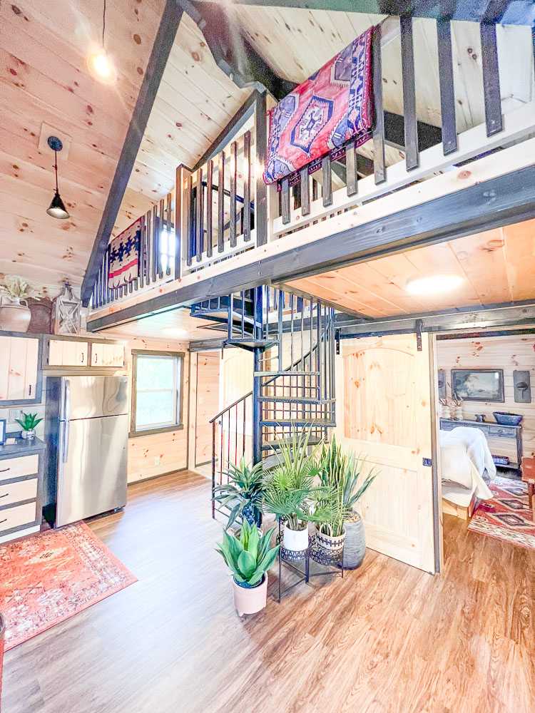 16'x34' Pioneer Deluxe Cabin