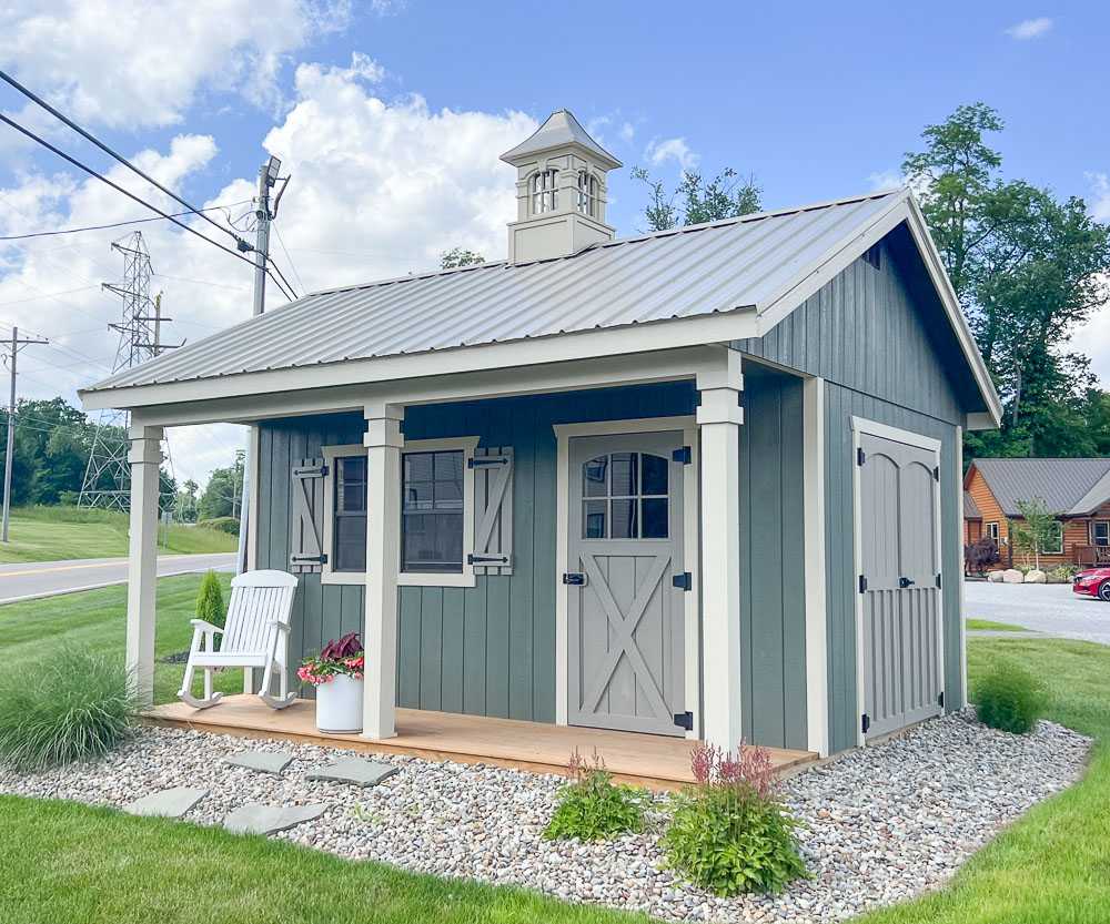 10x16 Pool House
