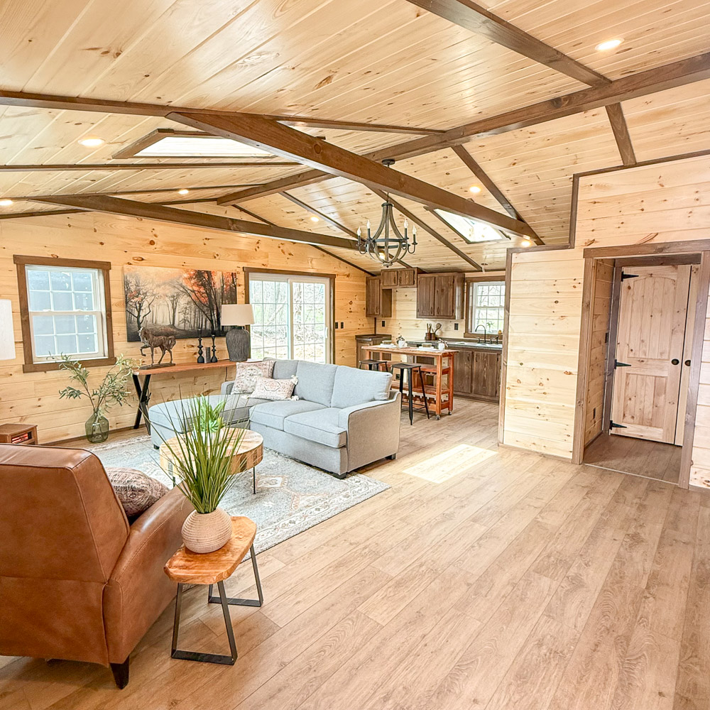 24×36 Hunter Haven - Image 3